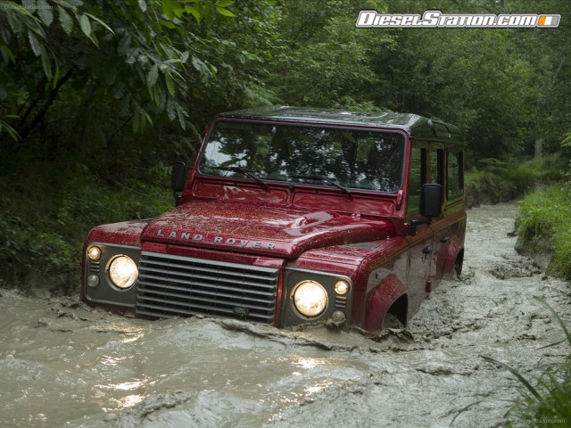 Land Rover Defender 2013 Picture #1 Land Rover Defender 2013 Picture #1